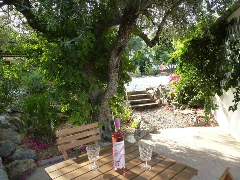 Finca Roca Vista, Adults Only Alhaurín el Grande Bed & Breakfast